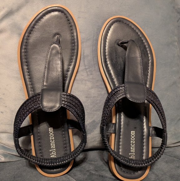 Dark Blue Strappy Sandals With Gum Sole. - Picture 2 of 8